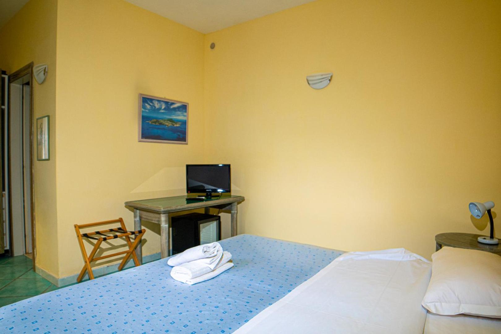 Hotel Oasi Castiglione Casamicciola Terme Quarto foto