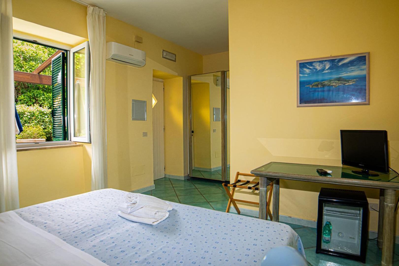 Hotel Oasi Castiglione Casamicciola Terme Quarto foto